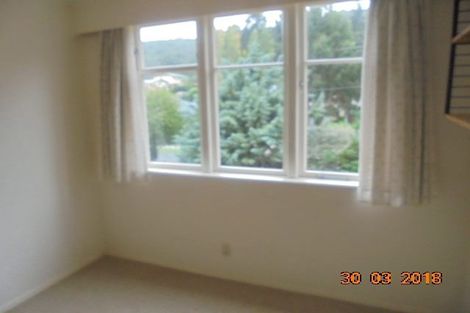 Photo of property in 72 Horoeka Street, Stokes Valley, Lower Hutt, 5019