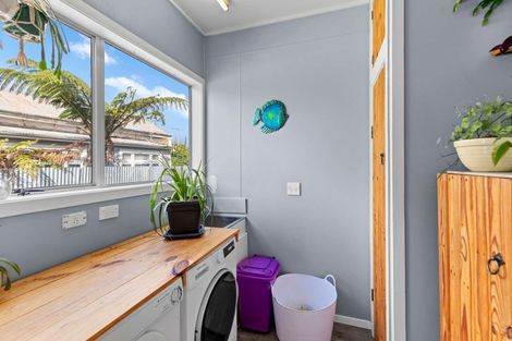 Photo of property in 18 Princess Street, Dannevirke, 4930