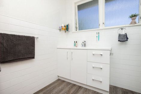 Photo of property in 16b King Street, Dannevirke, 4930