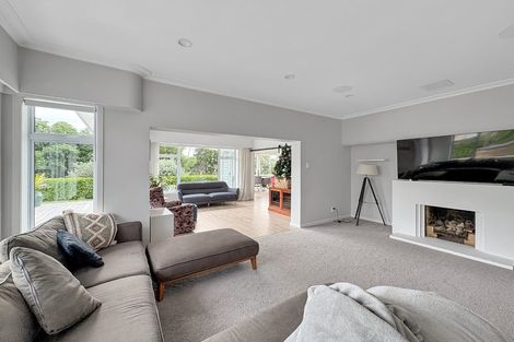 Photo of property in 70 Beerescourt Road, Beerescourt, Hamilton, 3200