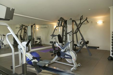 Photo of property in 1/225 Lake Terrace, Waipahihi, Taupo, 3330