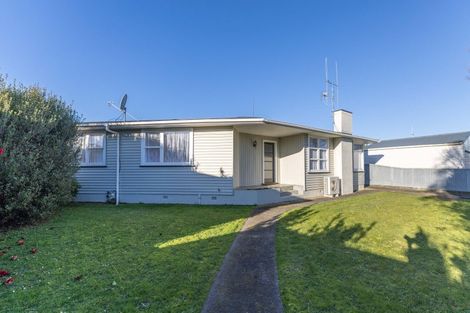 Photo of property in 35 Aspiring Avenue, Milson, Palmerston North, 4414