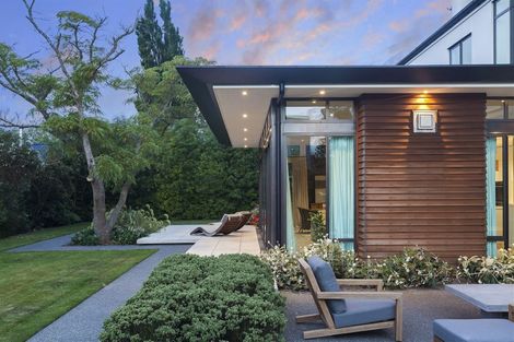 Photo of property in 93 Mays Road, St Albans, Christchurch, 8052