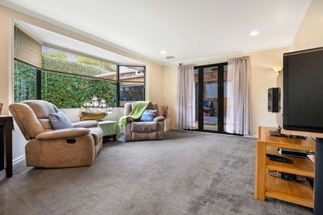 Photo of property in 71 Nielsen Gardens, Rototuna, Hamilton, 3210