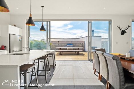 Photo of property in 21 Awa Toru Drive, Fairfield, Dunedin, 9018