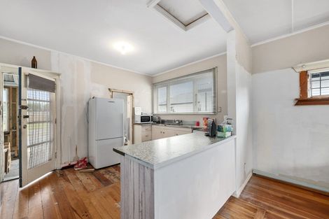 Photo of property in 102 Gibbons Street, Ebdentown, Upper Hutt, 5018