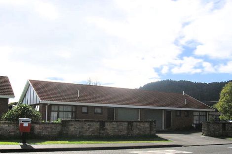 Photo of property in 11 Parahaki Street, Regent, Whangarei, 0112