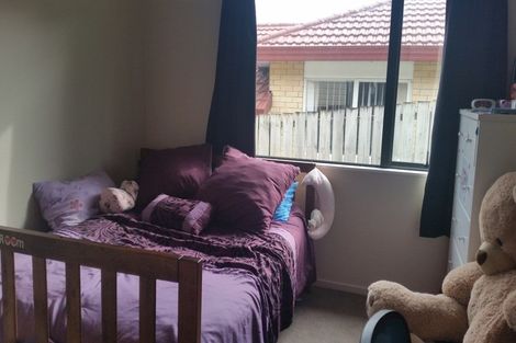 Photo of property in 10 Ali Place, Ranui, Auckland, 0612