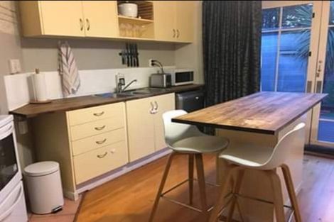 Photo of property in 8 Northcote Road, Northcote, Christchurch, 8052