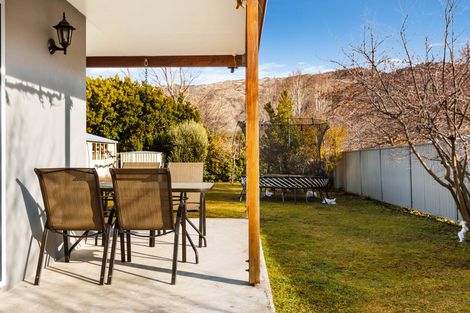 Photo of property in 4 Lantern Way, Clyde, 9330