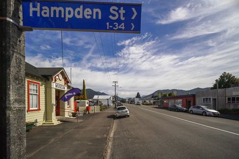 Photo of property in 22 Hampden Street, Murchison, 7007