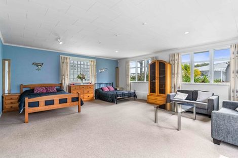 Photo of property in 214 Rangi Avenue, Whangamata, 3620