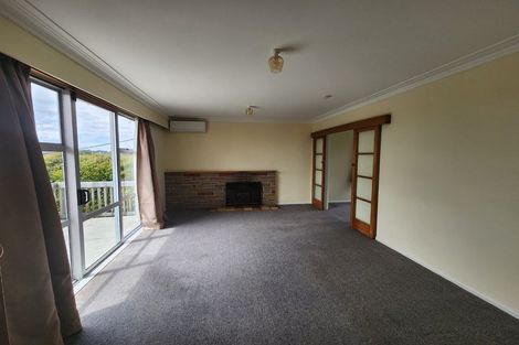 Photo of property in 41 Parrs Cross Road, Henderson, Auckland, 0612