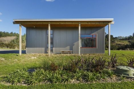 Photo of property in 62 Kingsdale Park Drive, Aokautere, Palmerston North, 4471