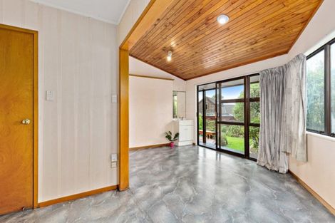 Photo of property in 9 Monet Grove, West Harbour, Auckland, 0618