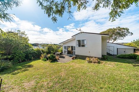 Photo of property in 8 James Cook Drive, Whitby, Porirua, 5024