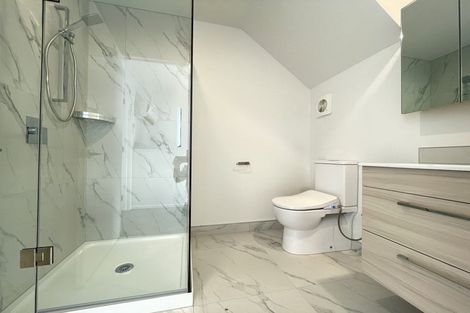 Photo of property in 2/19d Dyers Pass Road, Cashmere, Christchurch, 8022