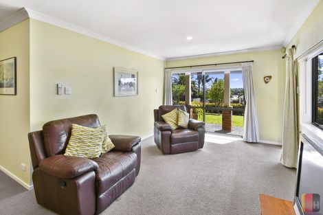 Photo of property in 11 Lamia Place, The Gardens, Auckland, 2105