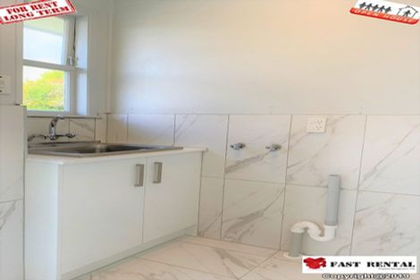 Photo of property in 73 Sylvia Road, Hillcrest, Auckland, 0627