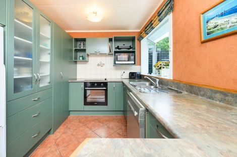 Photo of property in 1a Dunk Place, Milson, Palmerston North, 4414