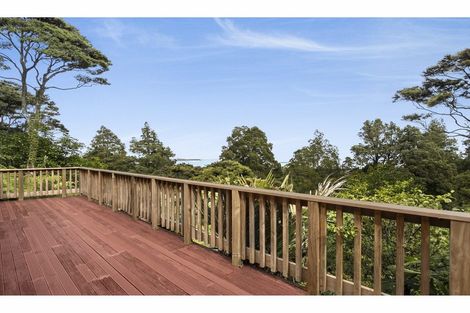 Photo of property in 17 Scenic Drive, Titirangi, Auckland, 0604