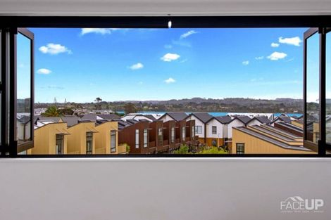 Photo of property in 254 Hobsonville Point Road, Hobsonville, Auckland, 0616