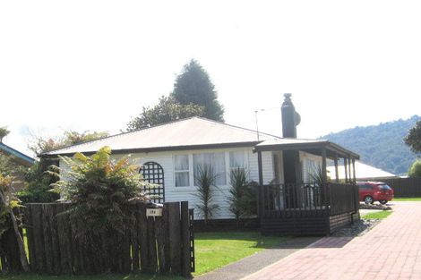 Photo of property in 17 Haynes Crescent, Sunnybrook, Rotorua, 3015