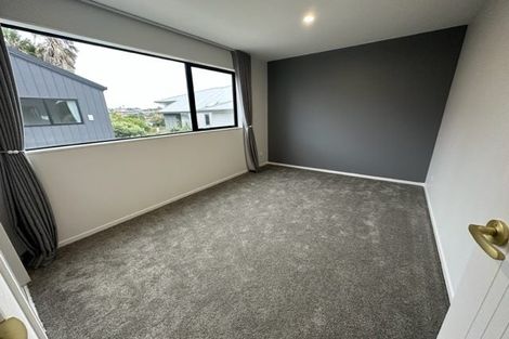 Photo of property in 8d Ringwood Street, Torbay, Auckland, 0630