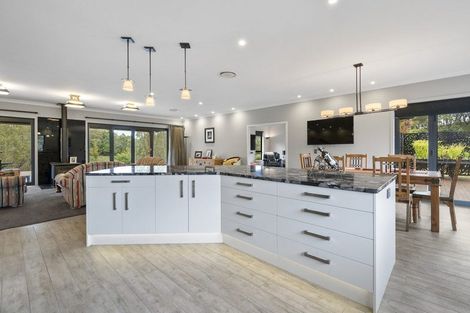 Photo of property in 35 Stonebrook Lane, Kelvin Grove, Palmerston North, 4470