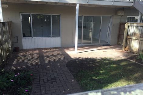 Photo of property in 1/72l Kitchener Road, Milford, Auckland, 0620