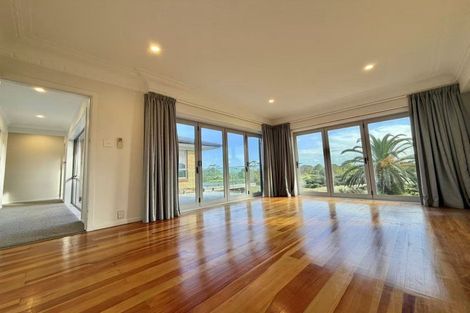 Photo of property in 881 Papakura-clevedon Road, Papakura, 2582