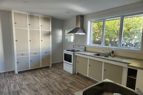 Photo of property in 2/105 Memorial Avenue, Burnside, Christchurch, 8053