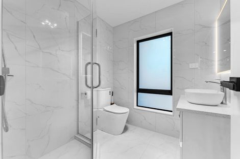 Photo of property in 16 Wheriko Avenue, Glenbrook, 2681