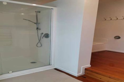 Photo of property in 9 Wolsley Avenue, Milford, Auckland, 0620