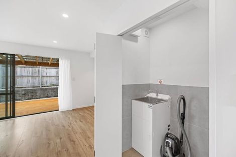 Photo of property in 10 Toia Lane, Silverdale, 0932