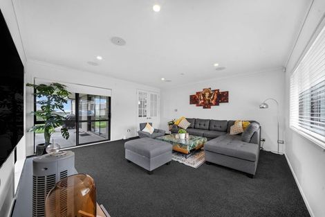 Photo of property in 11 Millbrae Place, Pokeno, 2402