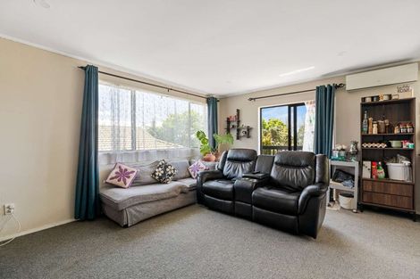 Photo of property in 33 Danube Lane, Glen Eden, Auckland, 0602