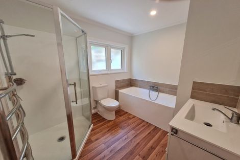 Photo of property in 56 Pokohiwi Road, Normandale, Lower Hutt, 5010