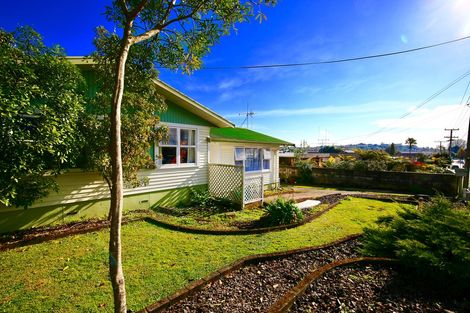 Photo of property in 74 Tuhikaramea Road, Dinsdale, Hamilton, 3204