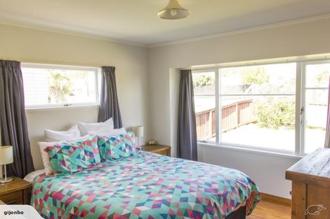 Photo of property in 82 Harrington Road, Henderson, Auckland, 0610