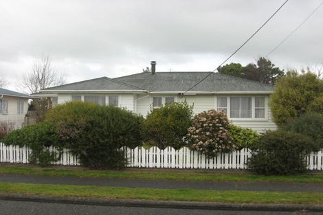 Photo of property in 19 Taverner Street, Carterton, 5713