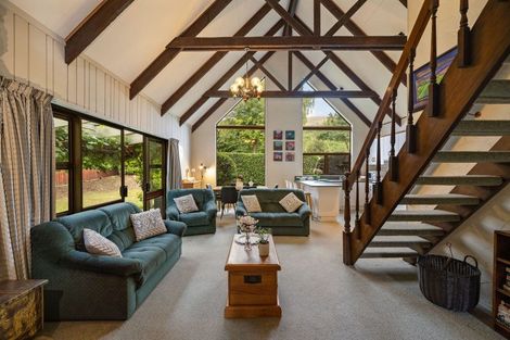 Photo of property in 36 Adamson Drive, Arrowtown, 9302