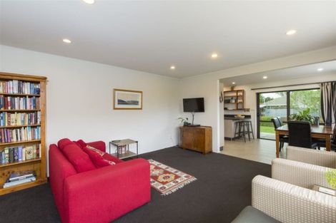 Photo of property in 37 Flower Street, Bryndwr, Christchurch, 8053