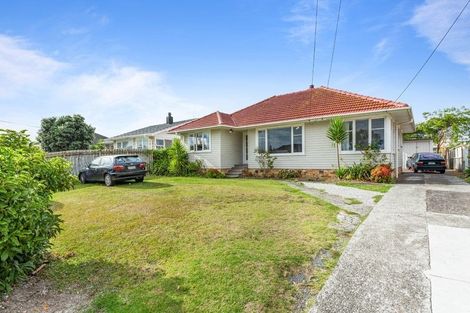 Photo of property in 16 Cheviot Street, Mangere East, Auckland, 2024
