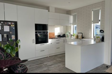 Photo of property in 16 Kelly Road, Riverhead, 0820