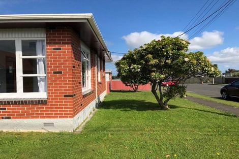 Photo of property in 57 Weraroa Road, Levin, 5510