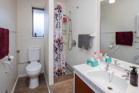 Photo of property in 4/71 Hills Road, Edgeware, Christchurch, 8013