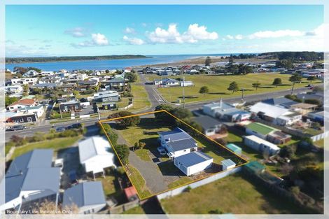 Photo of property in 131 Seabury Avenue, Foxton Beach, Foxton, 4815