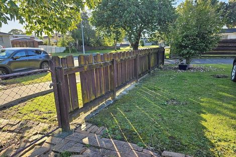 Photo of property in 5 Luanda Drive, Ranui, Auckland, 0612