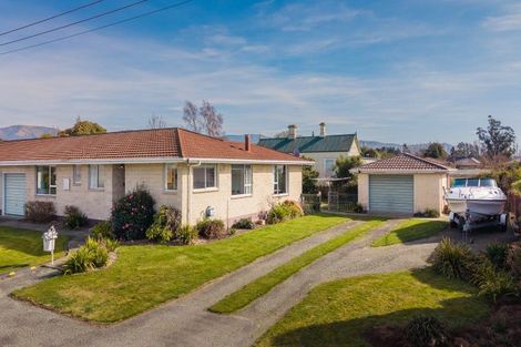 Photo of property in 1 Carlisle Street, Waimate, 7924